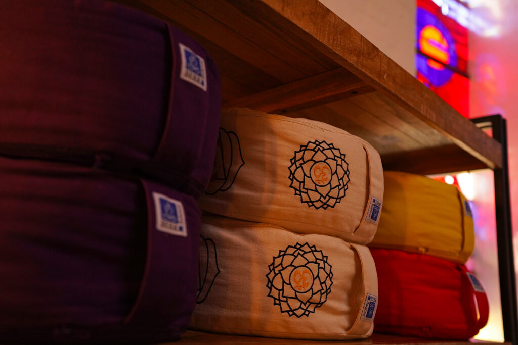 Yogakissen im Erfahrungsreich Kelheim